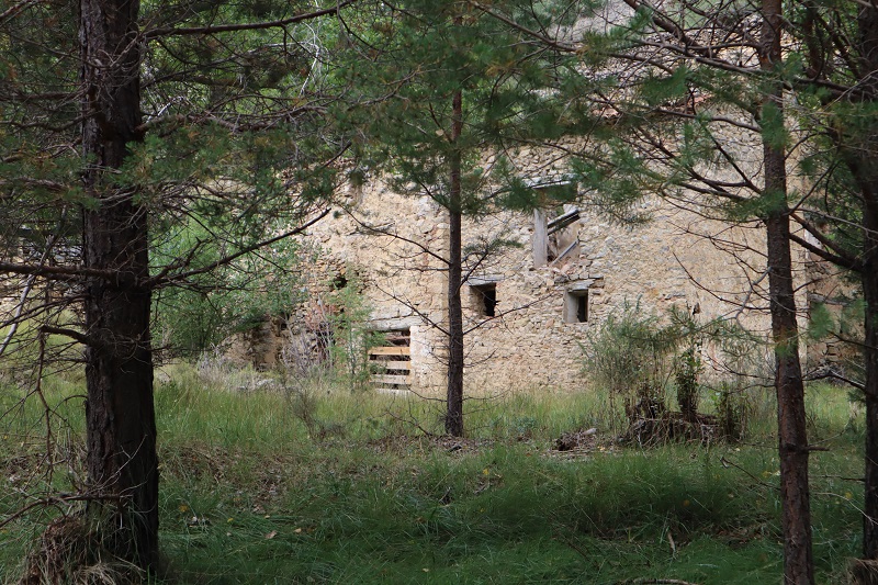 opusteny vodny mlyn Molino de Pisadas