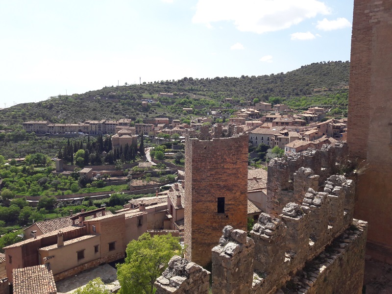 Hradby hradu a kláštora Castillo de Alguézar Aragónsko