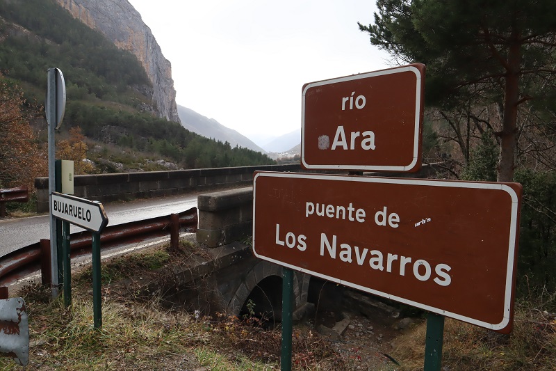 Na tomto sú hranice dvoch údolí Bujaruelo a Ordesa