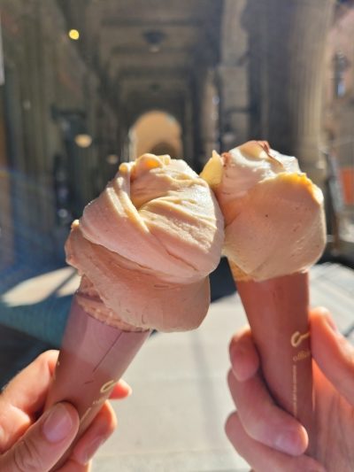 Konkurenčná zmrzlináreň v Bologna